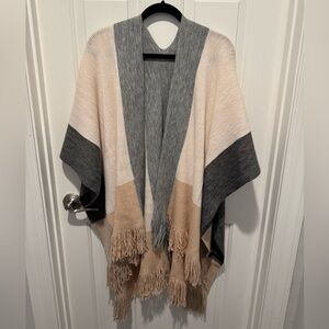 NWOT Lane Bryant Neutral Striped Fringe Open Poncho Size 1X